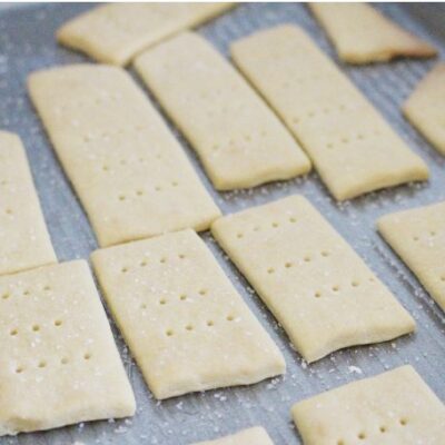 Homemade Einkorn Butter Crackers